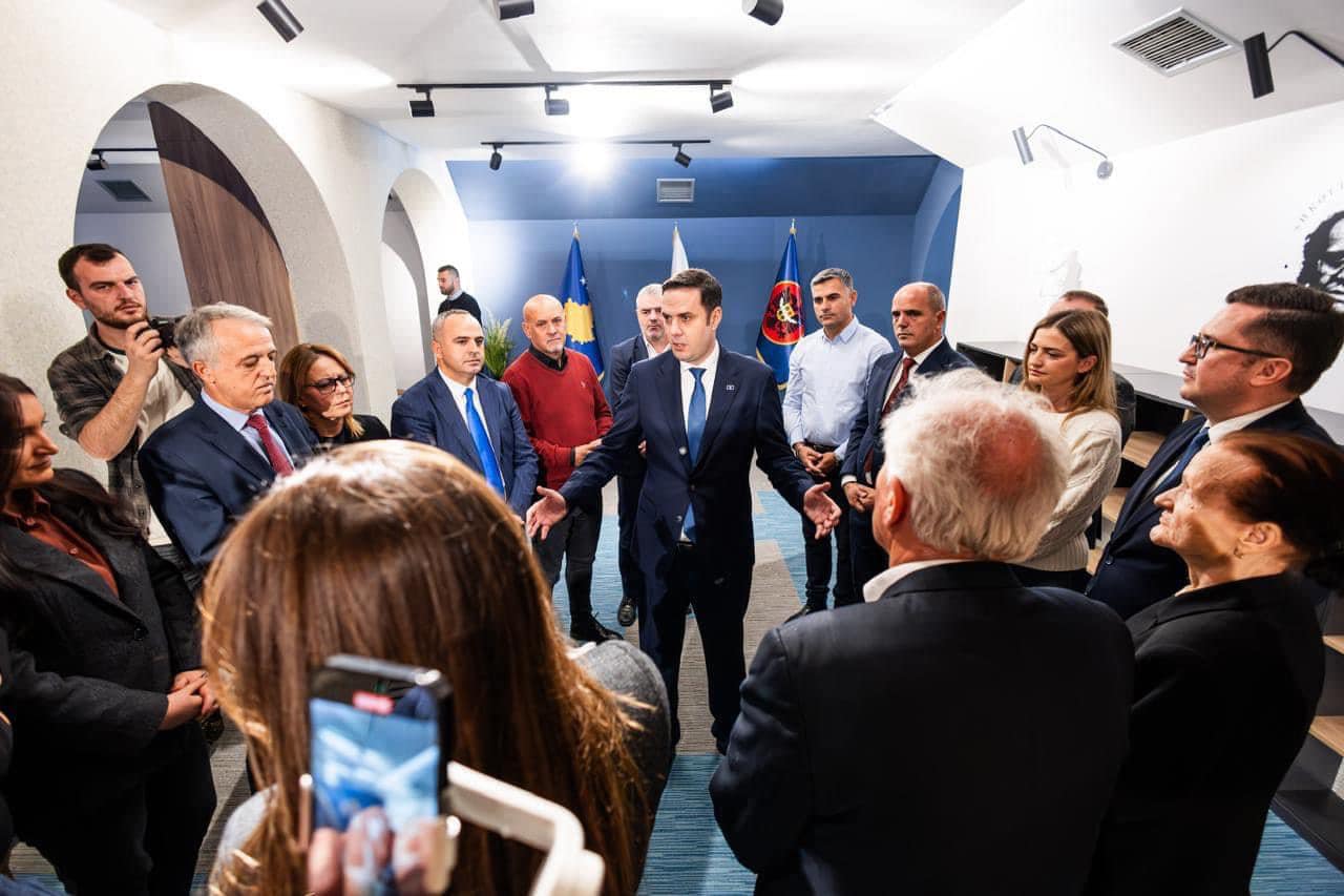 Manaj: Xhemail Mustafa ishte njëri nga ideatorët e parë të themelimit të LDK-së dhe bashkëpunëtor i ngushtë i Rugovës