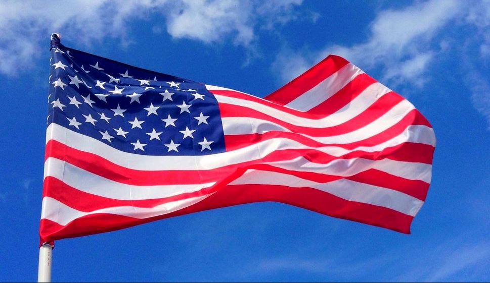 Dronë të dyshimtë mbi bazat ushtarake amerikane, Britania dislokon trupa