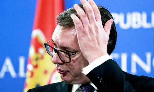 Vuçiq, një imperialist i rrezikshëm për Evropën, thotë historiani gjerman