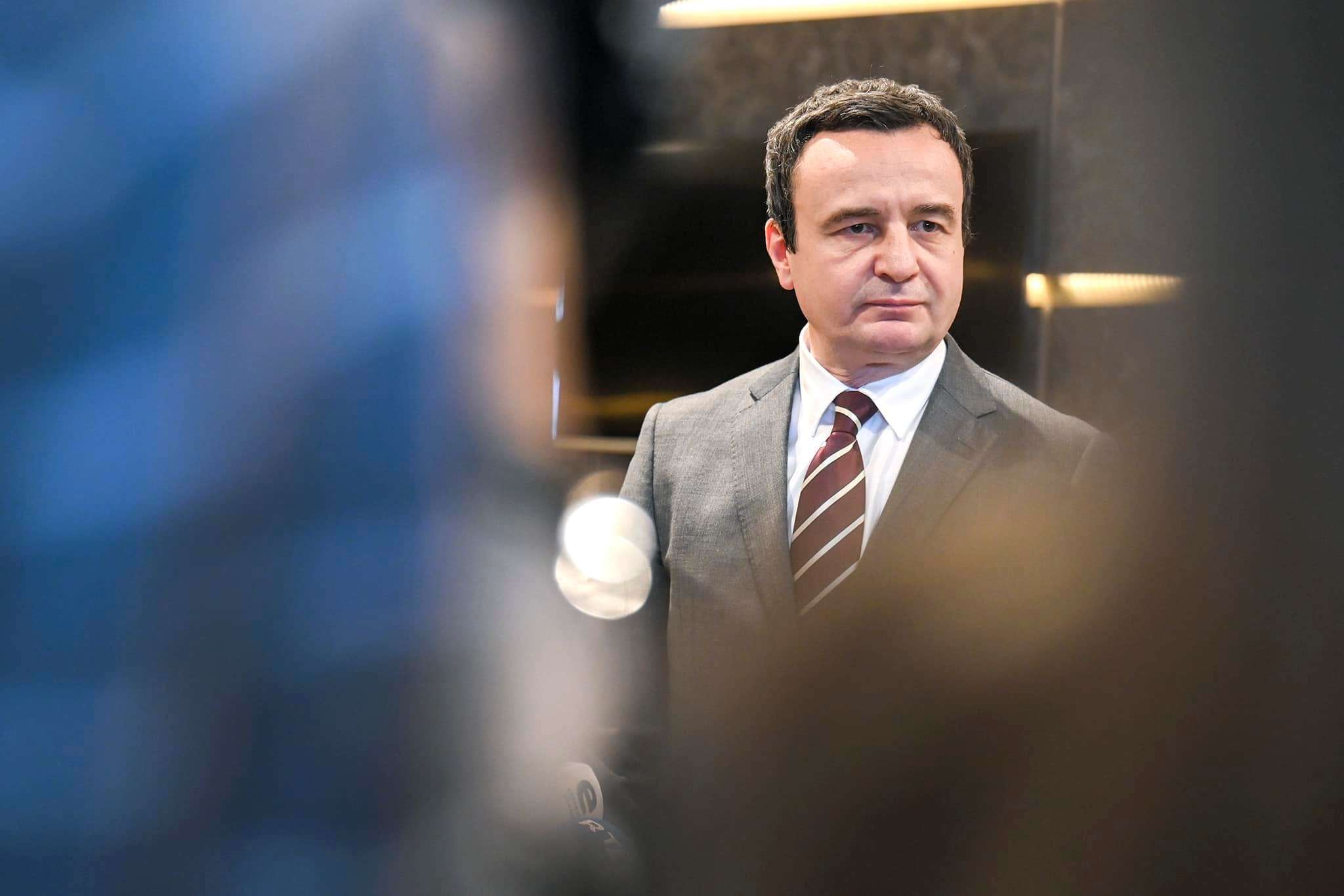 Kurti: Po angazhohemi për të rritur breza të shëndoshë e të edukuar