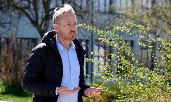 Deda: Kurti e bëri hapin e parë – Kuvendi del nga bllokimi vetëm me dialog ndërpartiak