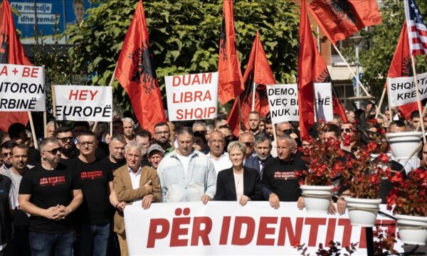 Ministria e Punëve të Jashtme e Shqipërisë: Pasivizimi i adresave të shqiptarëve në Luginë, shkelje e të drejtave të njeriut