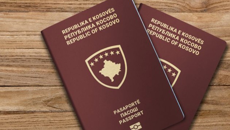 Çfarë simbolizon saktësisht ngjyra e pasaportës suaj?