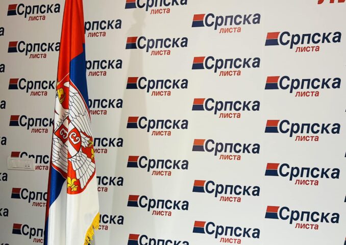 Prokuroria ngrit aktakuzë ndaj deputetit të Listës Serbe Slavko Simiq dhe një personi tjetër për sulmet ndaj gazetarëve në vitin 2023