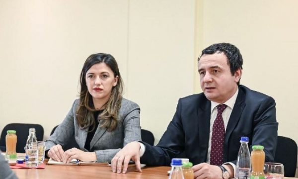 Vetëvendosje i propozon presidentes që zgjedhjet lokale të bëhen bashkë me ato parlamentare