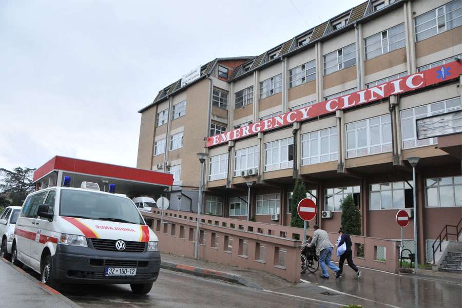 Plagoset një person në Podujevë, dërgohet në QKUK