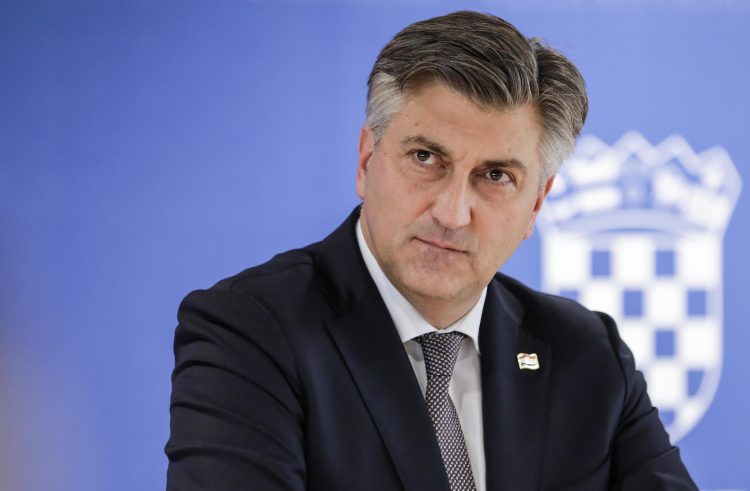 Plenkoviq beson se dialogu Kosovë-Serbi do të përfundojë me njohje