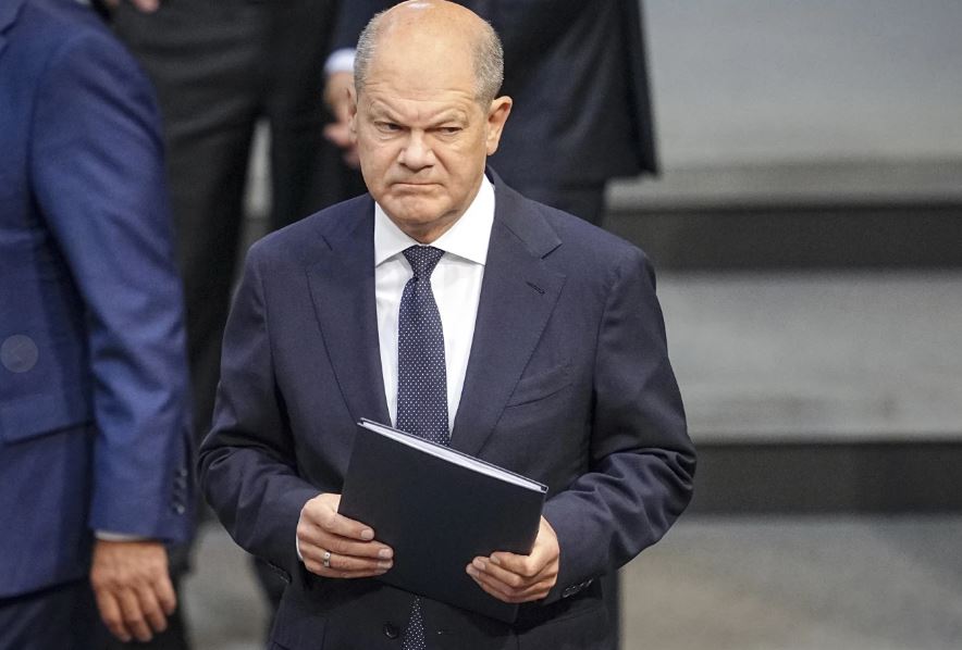 Scholz: Ukraina ka nevojë për “ushtri të fortë”