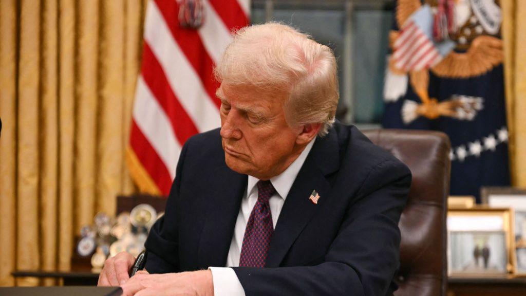 Trump: Pasojat e tarifave s’do të jenë të lehta, por rezultati do të jetë historik