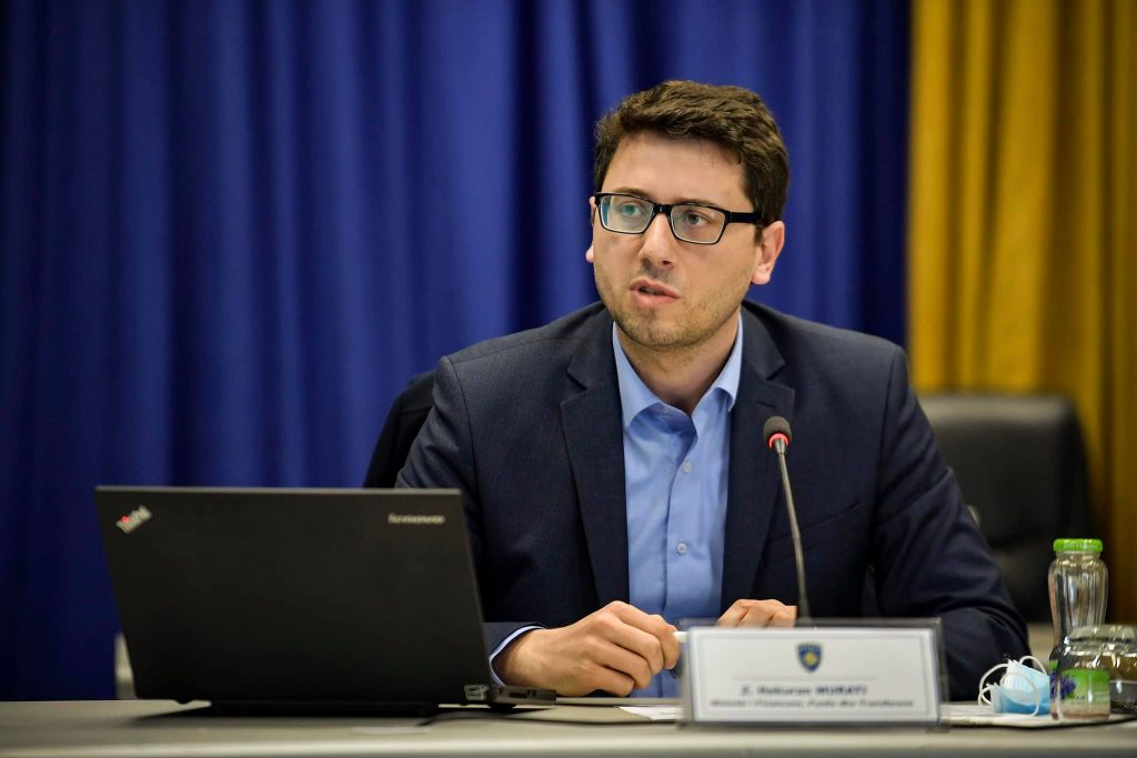 Korniza afatmesme e shpenzimeve dhe grantet komunale- Murati bën përgjegjese opozitën për bllokadën dhe flet për pasojat