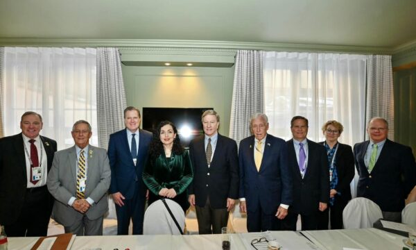 Osmani takon delegacionin e kongresistëve amerikanë në Munich: Mbështetja do të vazhdojë për të hapur kapituj të rinj