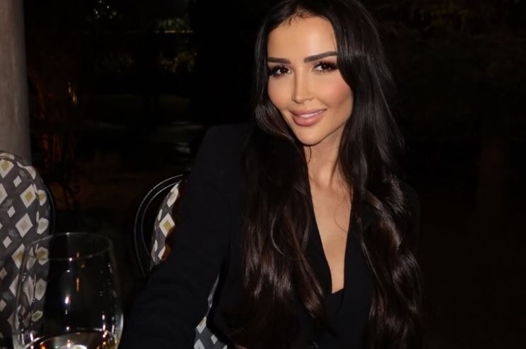 Kërcënohet Xheneta, publikon mesazhet në Instagram