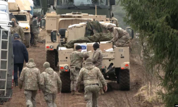 Nxirret automjeti i fundosur në Lituani, ushtarët amerikanë ende të zhdukur