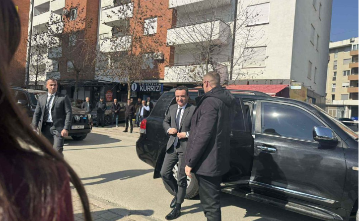 Kurti e godet Prokurorinë Speciale nga Gjilani: Po e lufton Qeverinë, jo korrupsionin