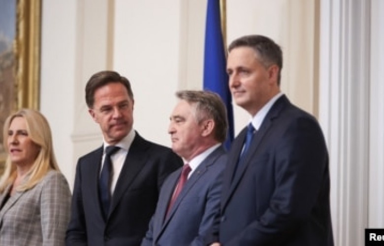 Rutte në Sarajevë: Nuk do të lejojmë që të rrezikohet paqja në Bosnje