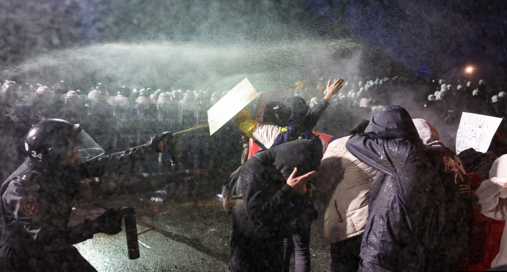 Vazhdojnë protestat masive në Turqi kundër arrestimit të rivalit të Erdoganit, Imamoglu