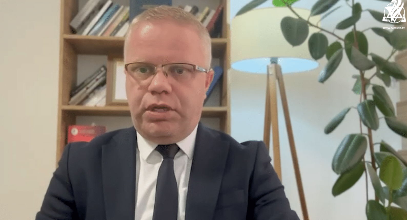 Reagimi i Odës Amerikane ndaj Qeverisë, Bajraktari: Krerët shtetërorë të jenë shembull i respektimit të vendimeve të Gjykatave, në mënyrë që Kosova të përçojë mesazh që është shtet i së drejtës