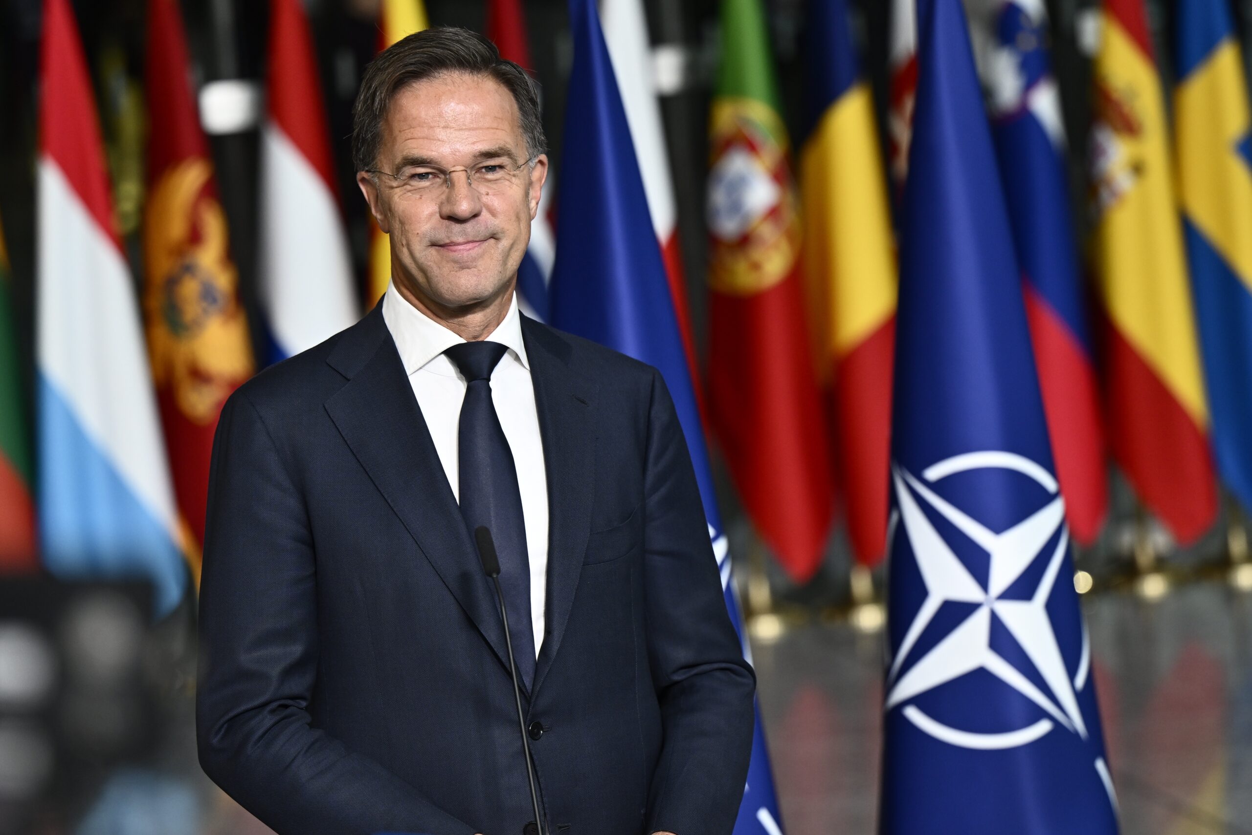 Shefi i NATO-s paralajmëron Putinin të mos sulmojë Poloninë