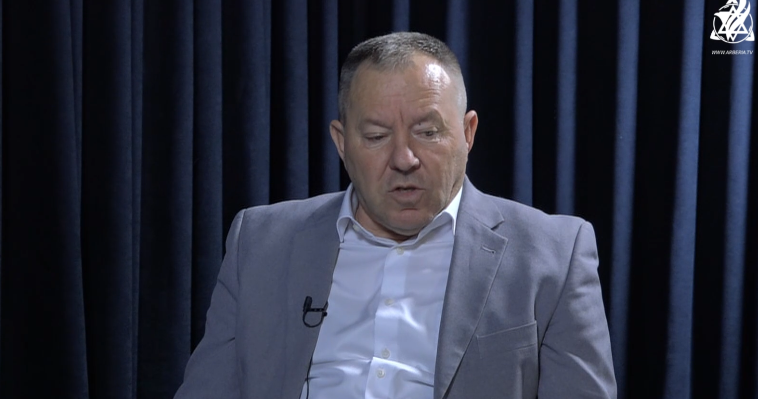 Gucati: Qytetarët treguan një lloj proteste për Specialen në varrimin e babit të ish-presidentit Thaçi