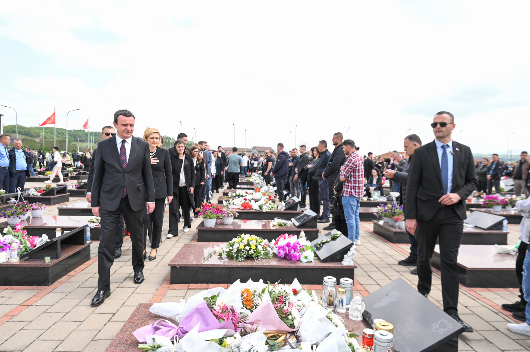 Kurti kujton masakrën e Mejës