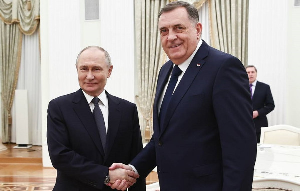 Putin takohet me Dodik në Moskë