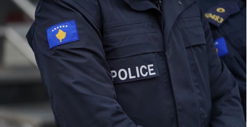 Mbi 200 pjesëtarë të Policisë së Kosovës vazhdojnë t’i mbajnë armët e tyre, megjithëse janë në pushim mjekësor
