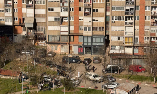 Rasti tragjik ku një grua dje ra nga ndërtesa, policia e arreston një të dyshuar për “shtytje në vetëvrasje”