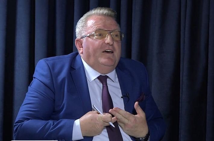 Berisha me deklaratë të bujshme thotë se Kurti do të kërkojë ndihmë nga Radojiçiq për krijimin e qeverisë së re