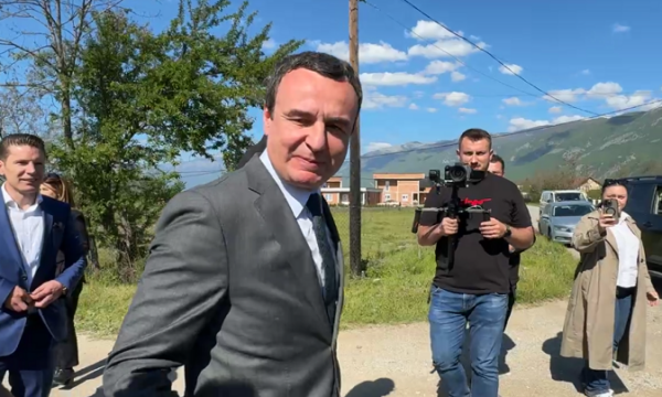 Flet Kurti: Një herë Kuvendi, pastaj qeveria
