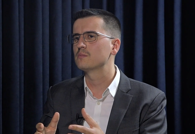 Mehmeti: Serbia ka kryer një gjenocid të pastër në Kosovë, që duhet ta njoh edhe historia ndërkombëtare