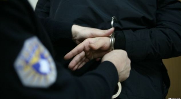 Ky është personi i dënuar me 2 vite burgim që u arrestua sot në Lipjan