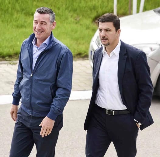 Krasniqi uron Kadri Veselin për ditëlindje