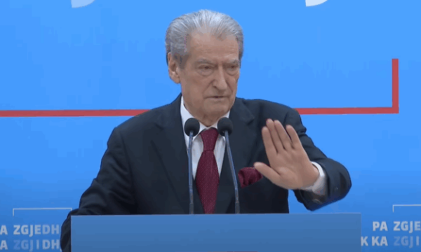 Berisha: Kur humba dhe zgjedhjet nuk ishin farsë, unë e dhashë dorëheqjen