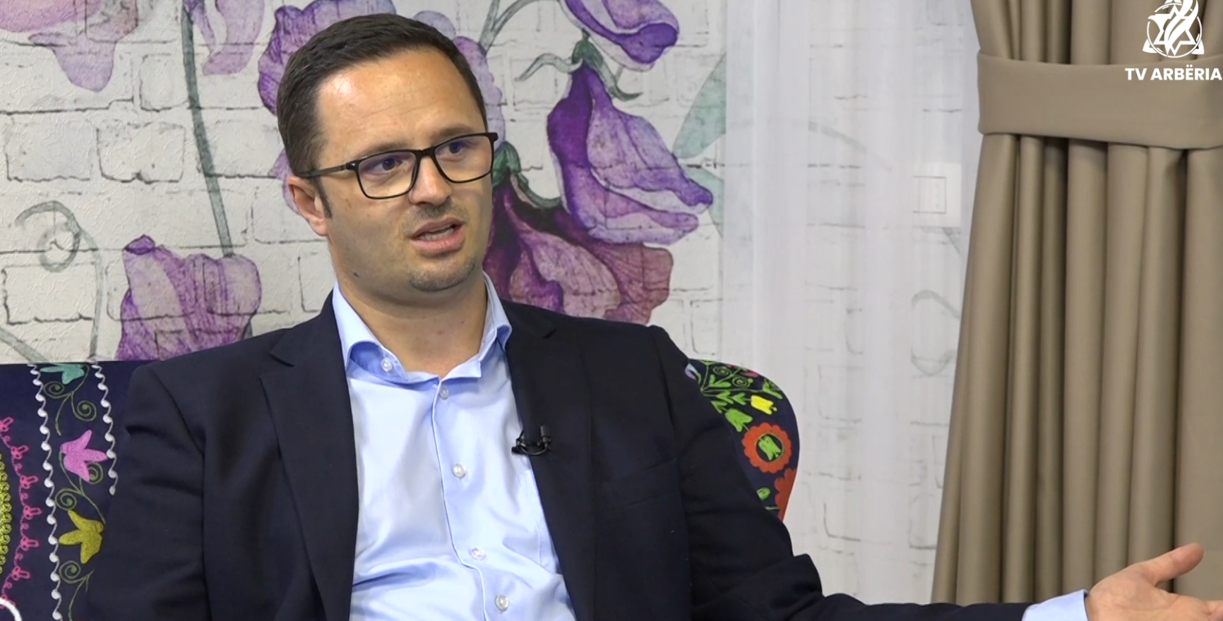 “Klimë jo e favorshme për investime në Kosovë”, Ahmeti: Jemi bllokuar në marrjen e iniciativave shkaku i mungesës së qeverisë