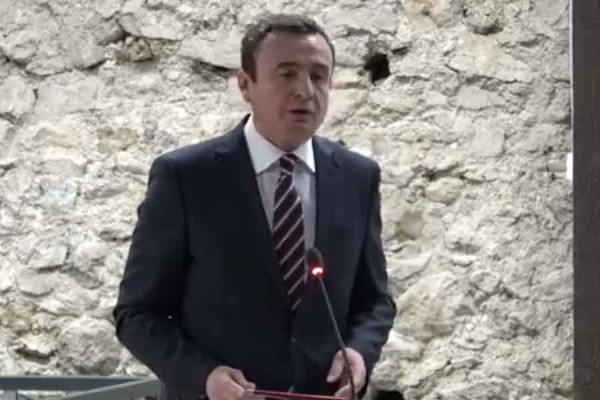 ​Ngërçi politik, Kurti: Situata reflekton përballjen me struktura patriarkale të prapambetura