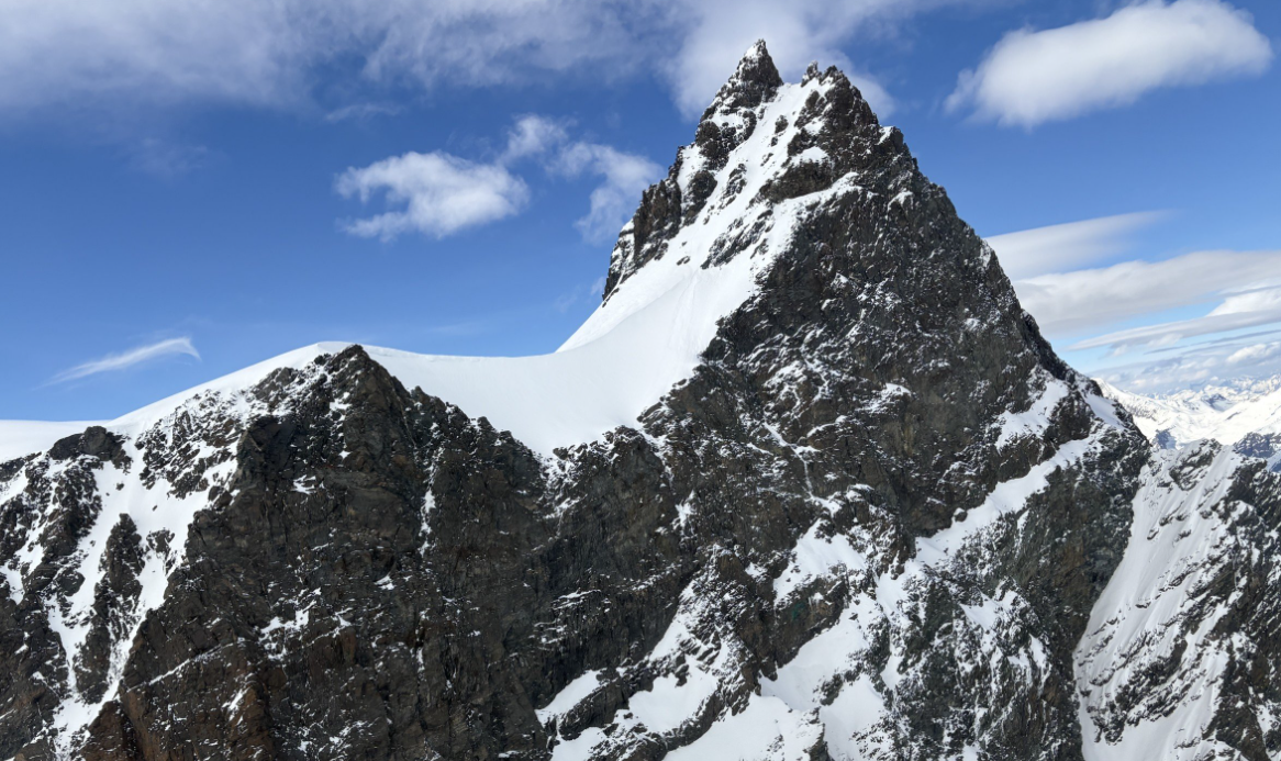 Pesë skiatorë gjenden të vdekur pranë një mali në Zvicër