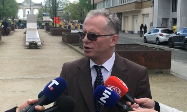 Bislimi në Bruksel për dialog me Serbinë: S’do të ishte në rregull t’i humbim këto shanse për shkak të moskonstituimit të Kuvendit